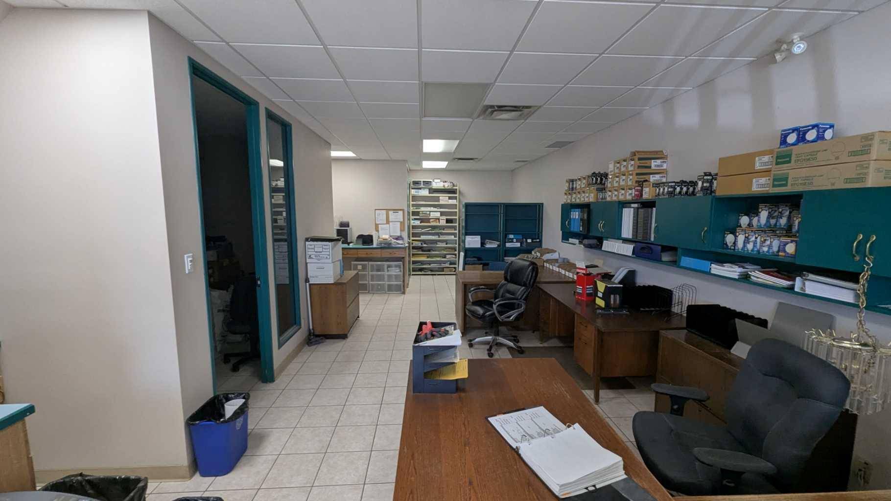 Lethbridge, AB T1H 6T2,3605 18 AVE N