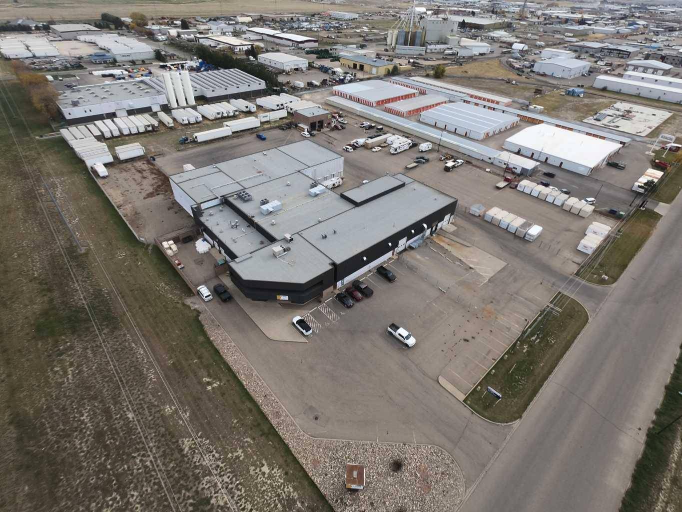 Lethbridge, AB T1H 5L1,2525 36 ST North #120