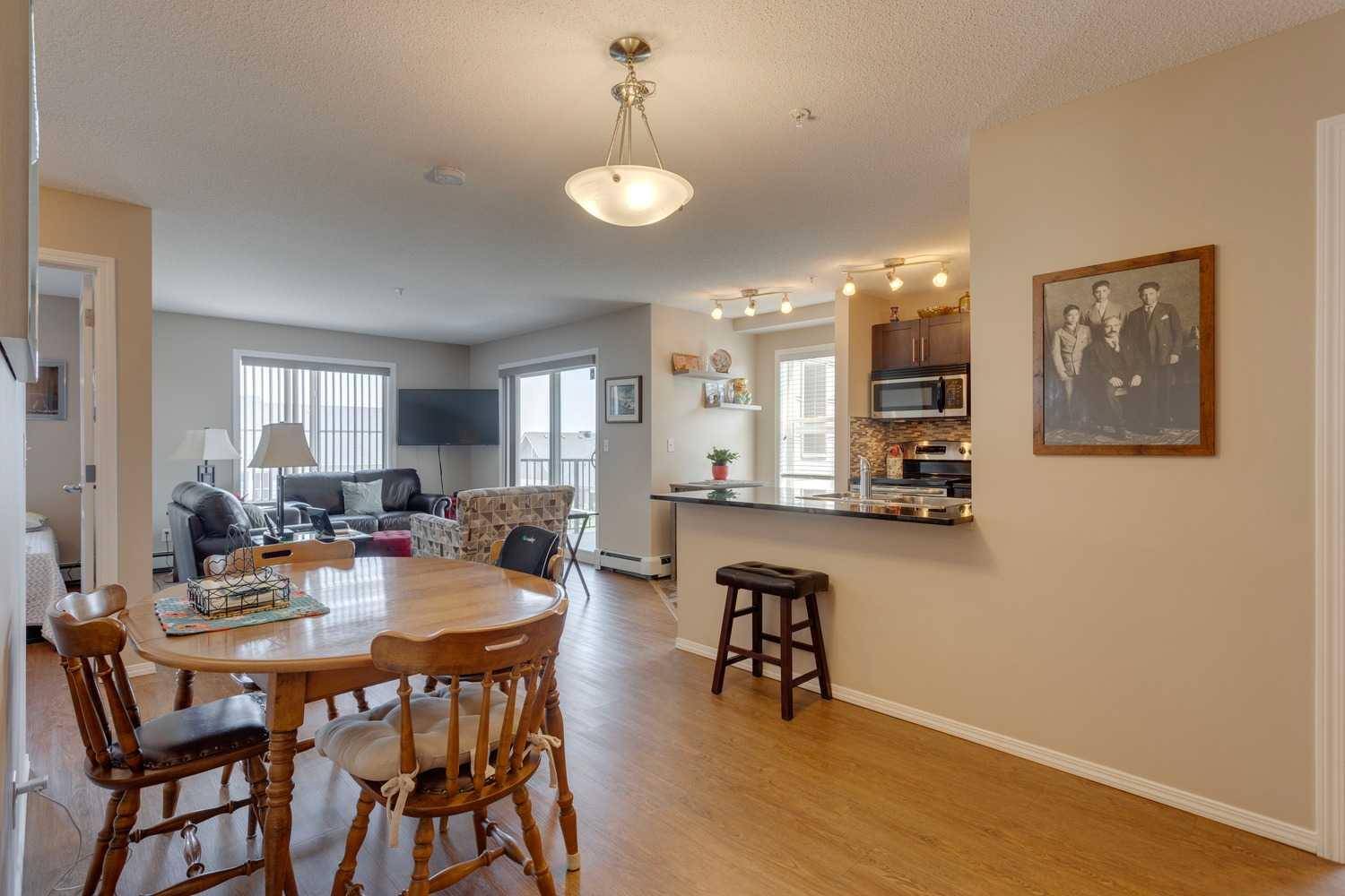 Calgary, AB T3R 0S3,195 Kincora Glen RD NW #225