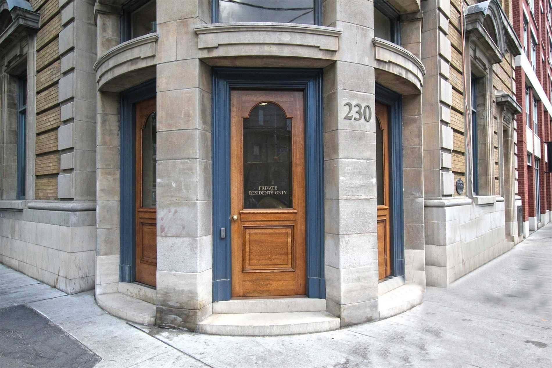 Toronto C08, ON M5A 1K5,230 King ST E #215