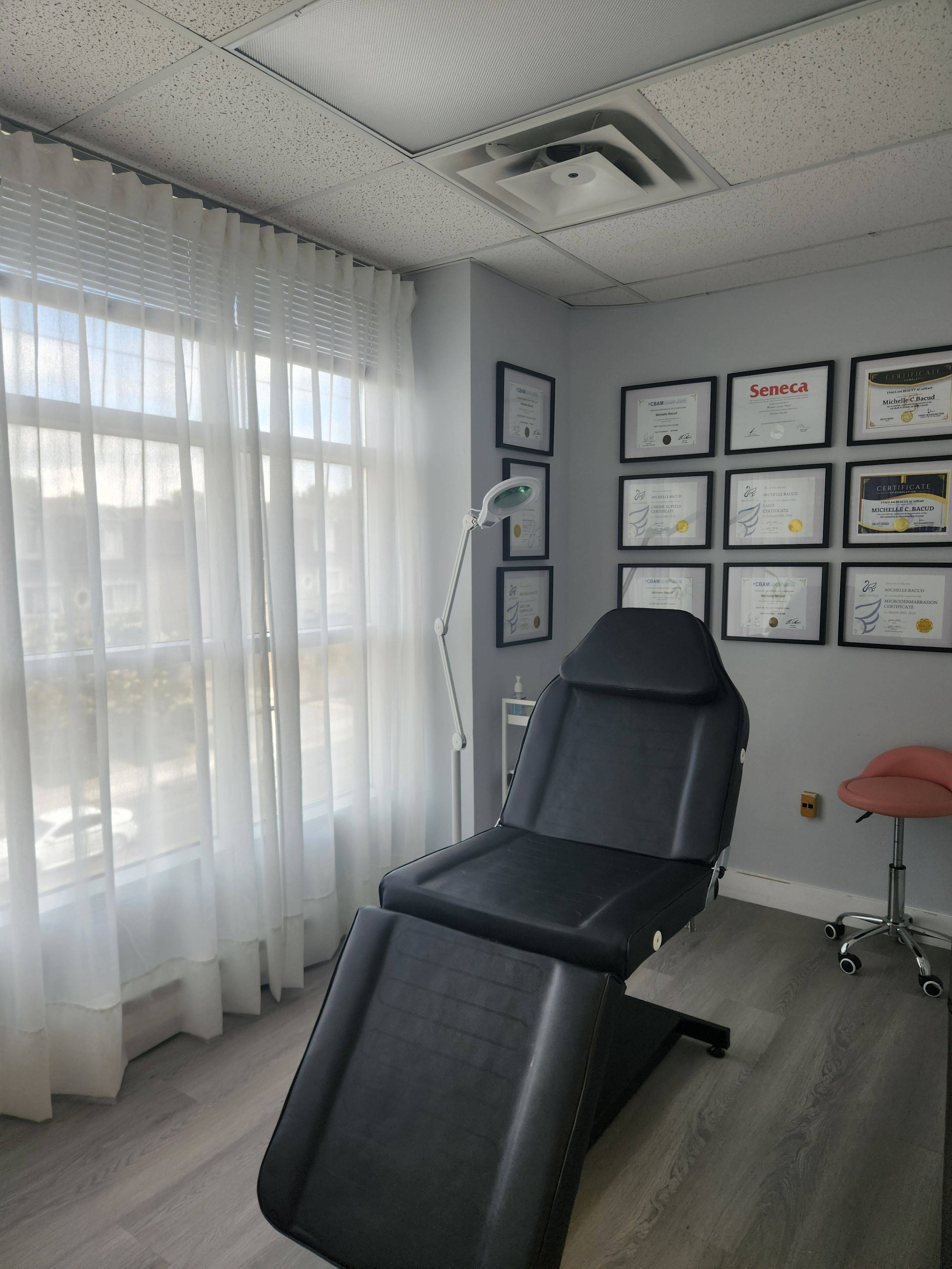 Toronto C07, ON M2N 2H5,77 Finch AVE W #301