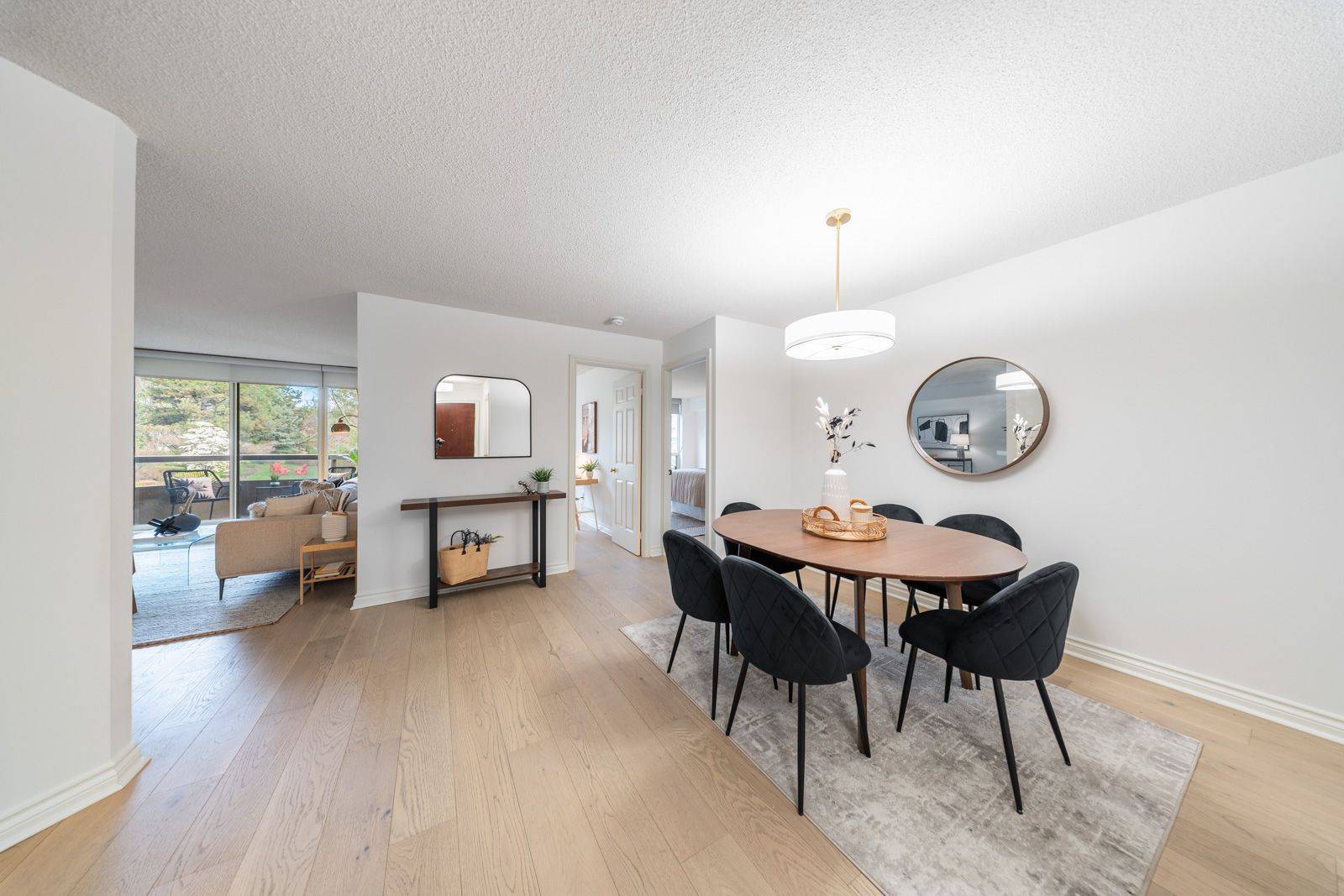 Toronto C13, ON M3B 3N8,1200 Don Mills RD #219