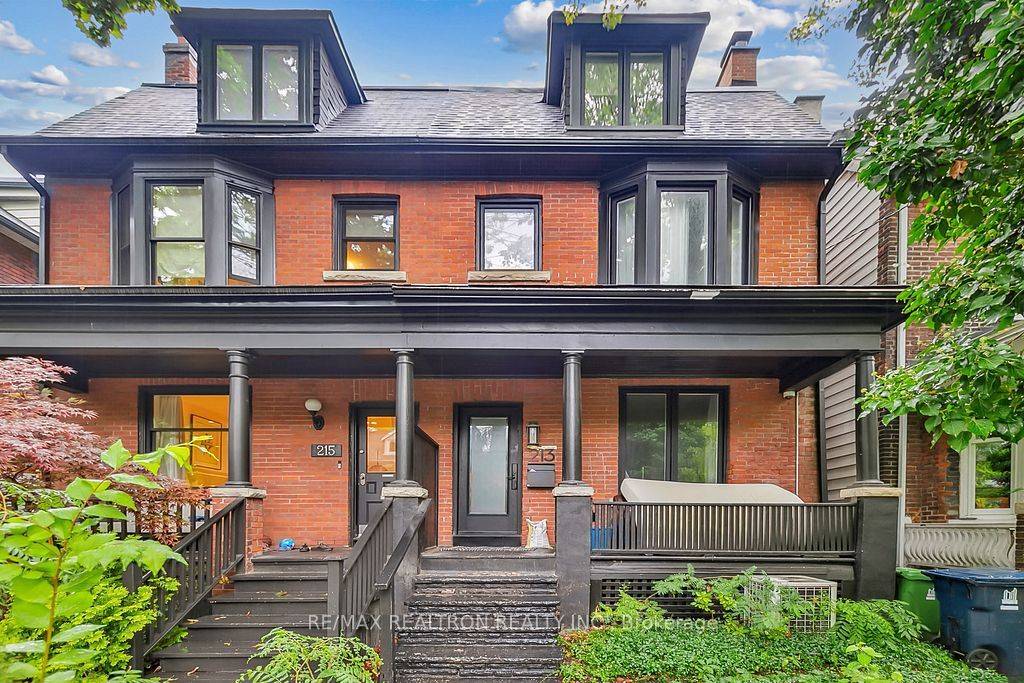 213 Albany AVE, Toronto C02, ON M5R 3C7