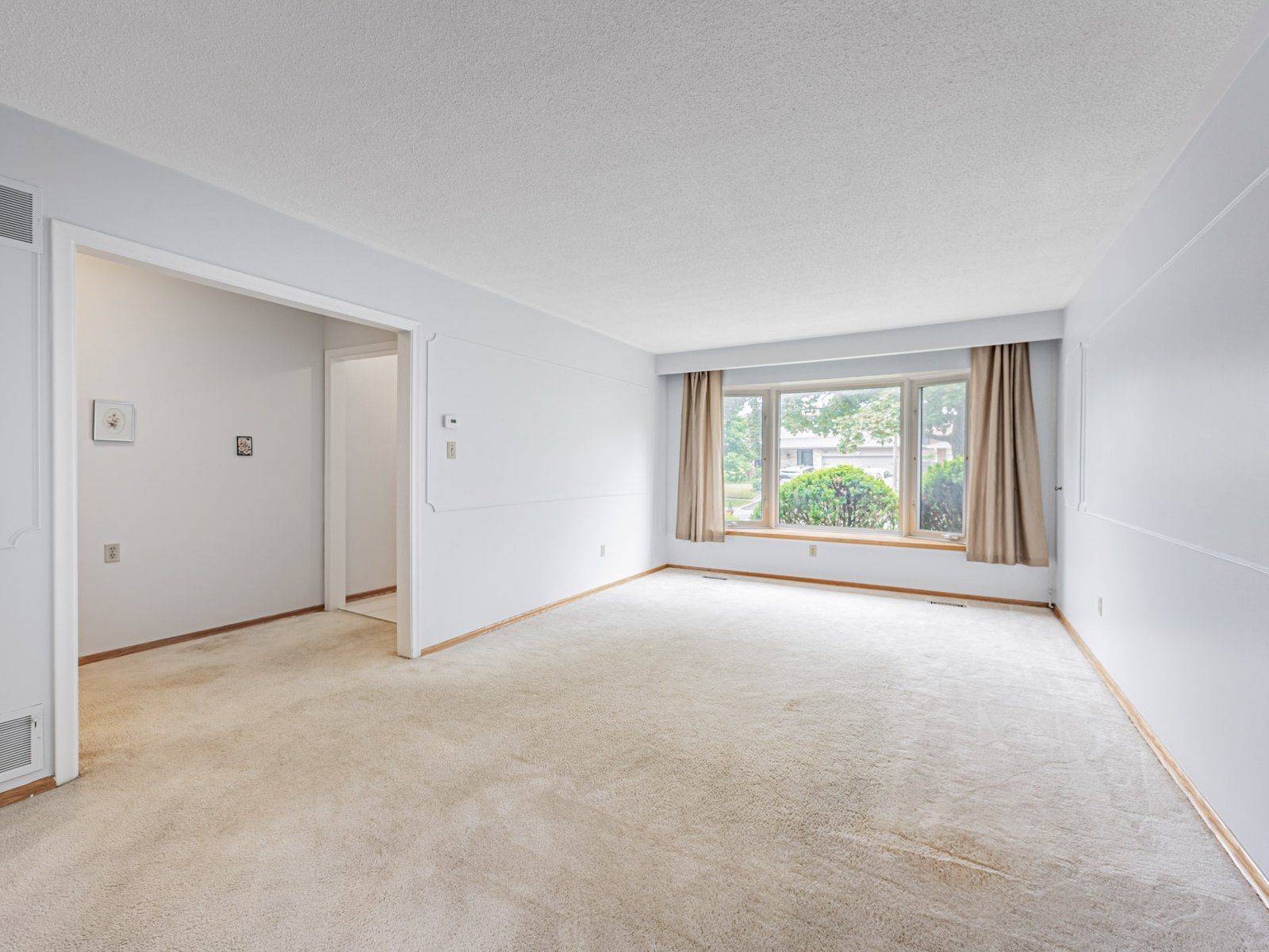 Toronto E05, ON M1W 1W9,7 Lanewood CRES