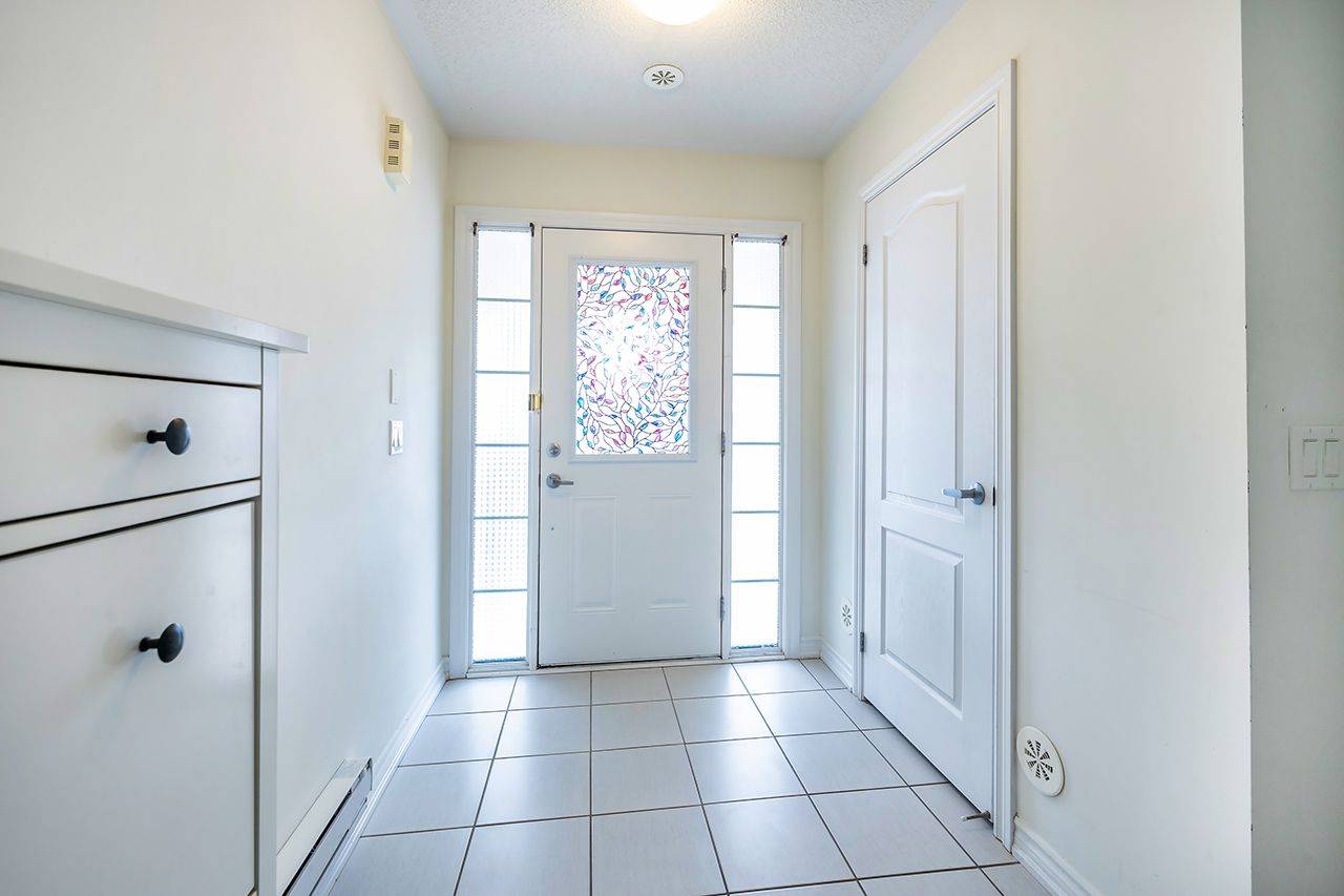 Oshawa, ON L1L 0J4,9 Nearco CRES