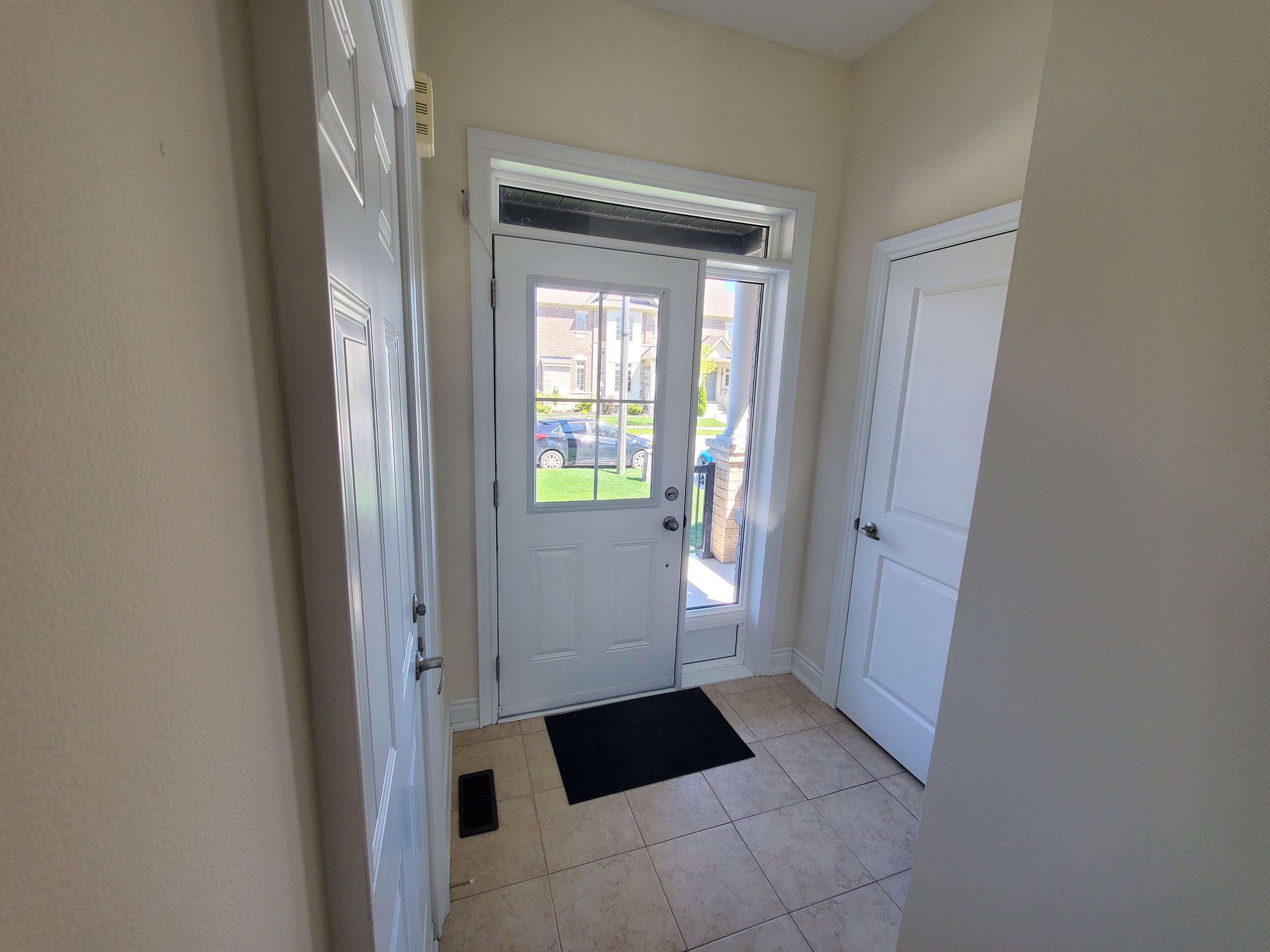 East Gwillimbury, ON L9N 0N8,124 Countryman RD