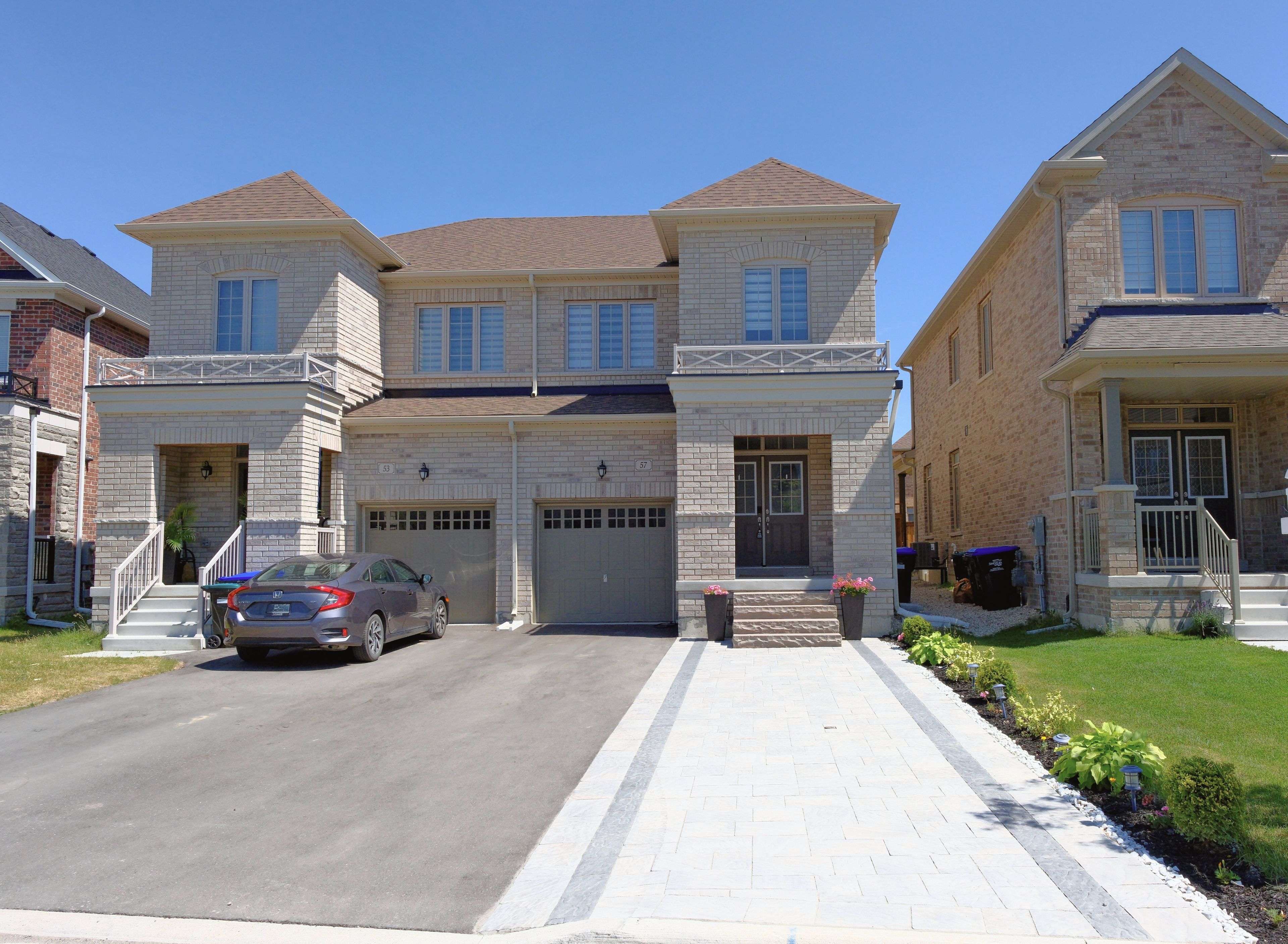 57 Ferragine CRES, Bradford West Gwillimbury, ON L3Z 4K2
