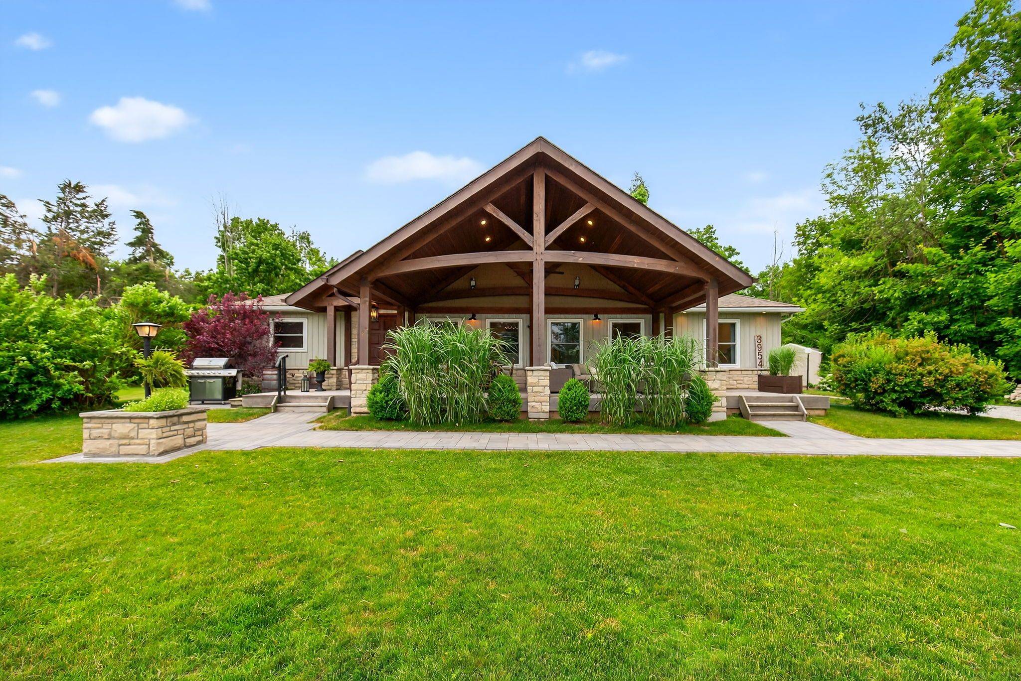 3954 Lakeview RD, Innisfil, ON L9S 2V5