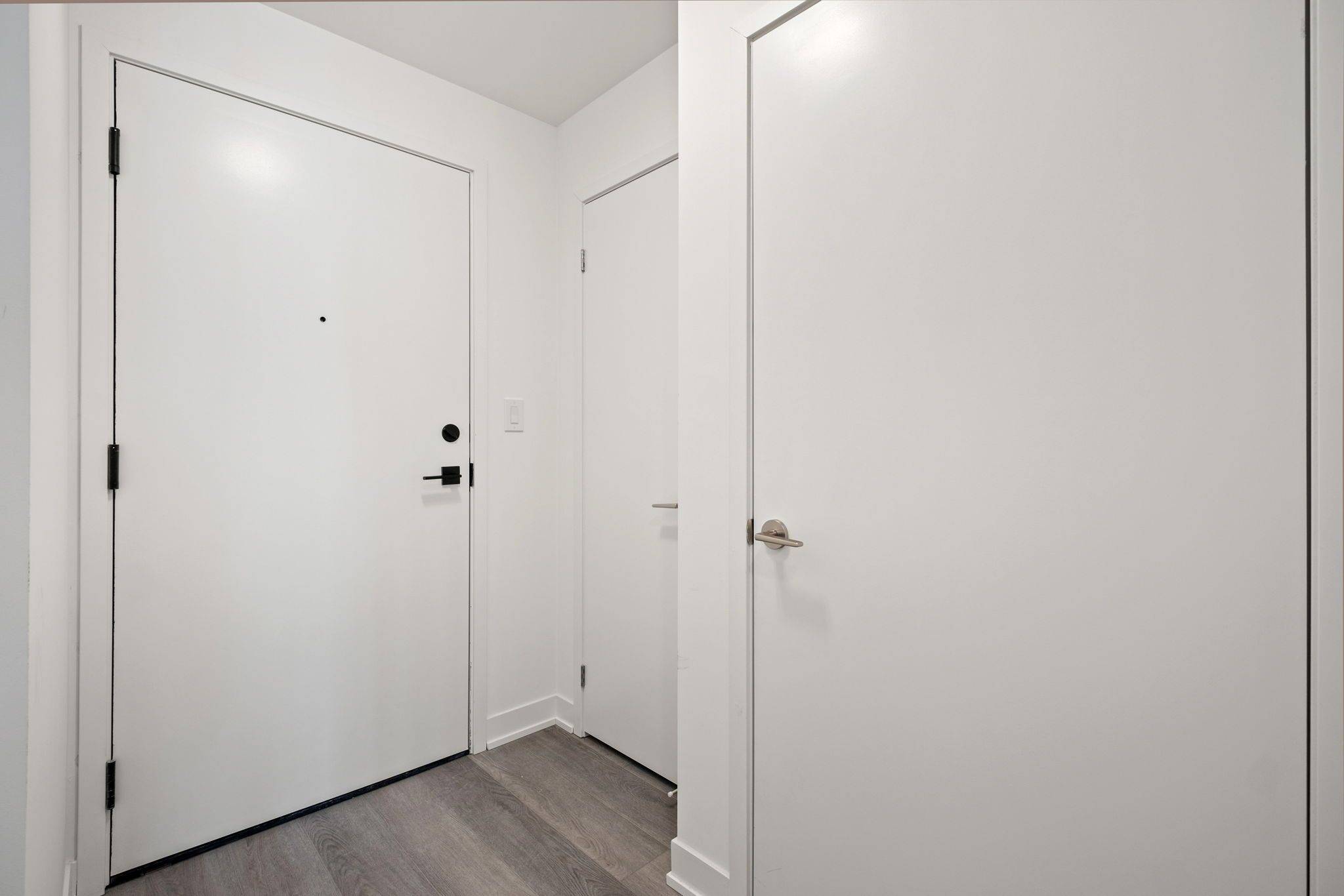 Markham, ON L6G 0H5,8119 Birchmount RD #828