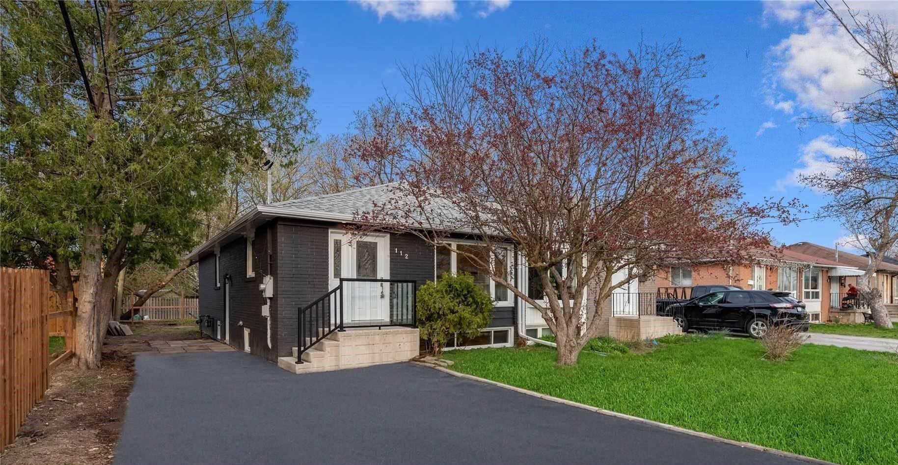 112 Walter AVE #Main, Newmarket, ON L3Y 2T6