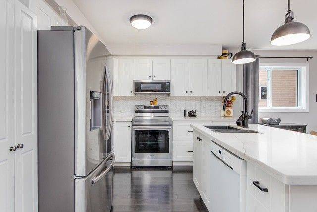 Wasaga Beach, ON L9Z 1G4,13 Harbour CRES