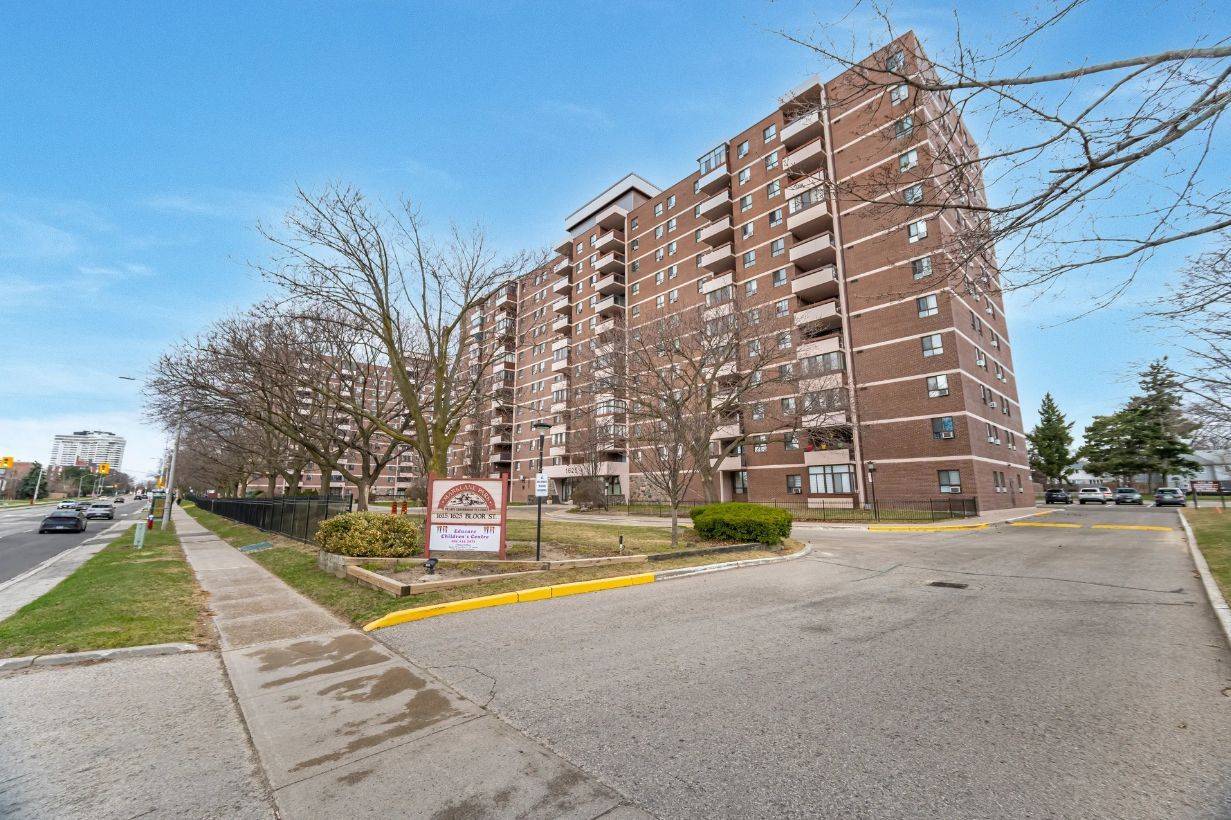 Mississauga, ON L4X 1S3,1625 Bloor ST E #1118