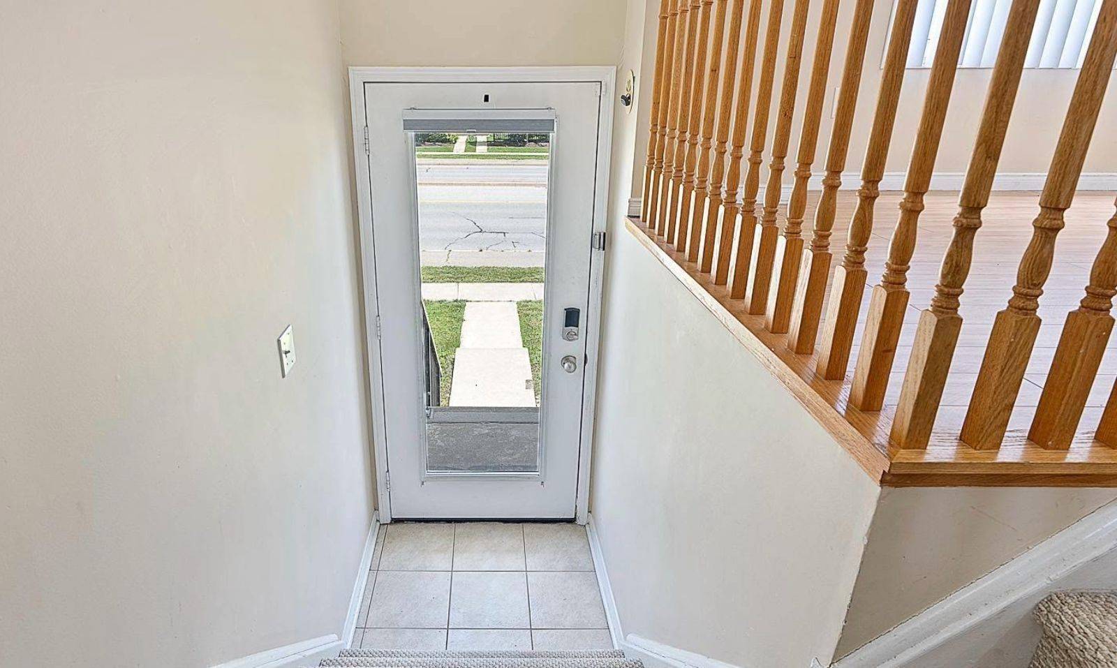 Brampton, ON L6R 0Y6,60 Fairwood CIR #61