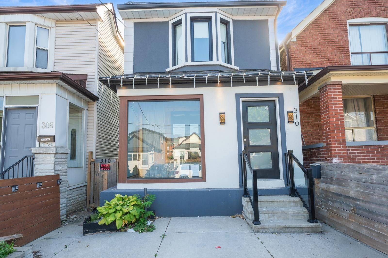 Toronto W03, ON M6N 3K6,310 Silverthorn AVE
