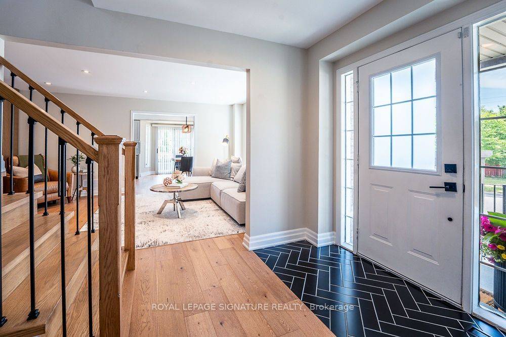 Burlington, ON L7L 7L7,5000 Des Jardines DR