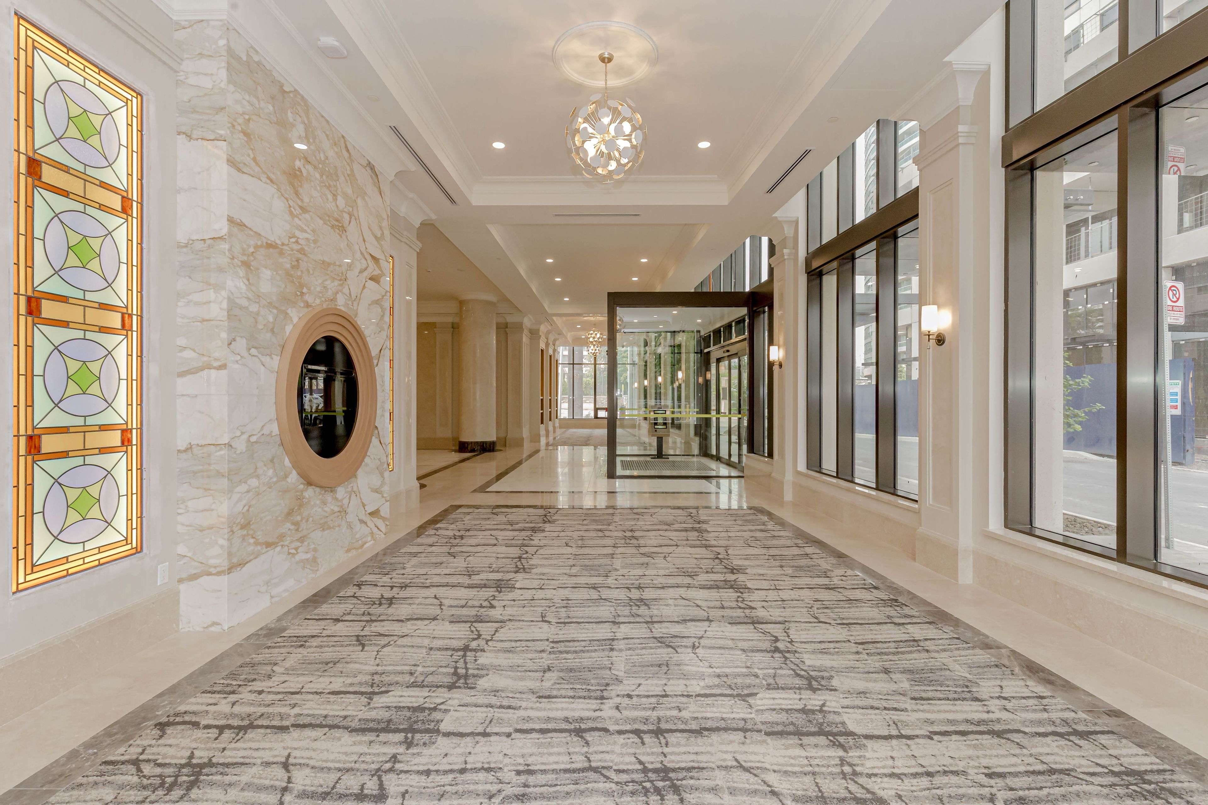 Mississauga, ON L5B 1L9,36 ELM DR #2504