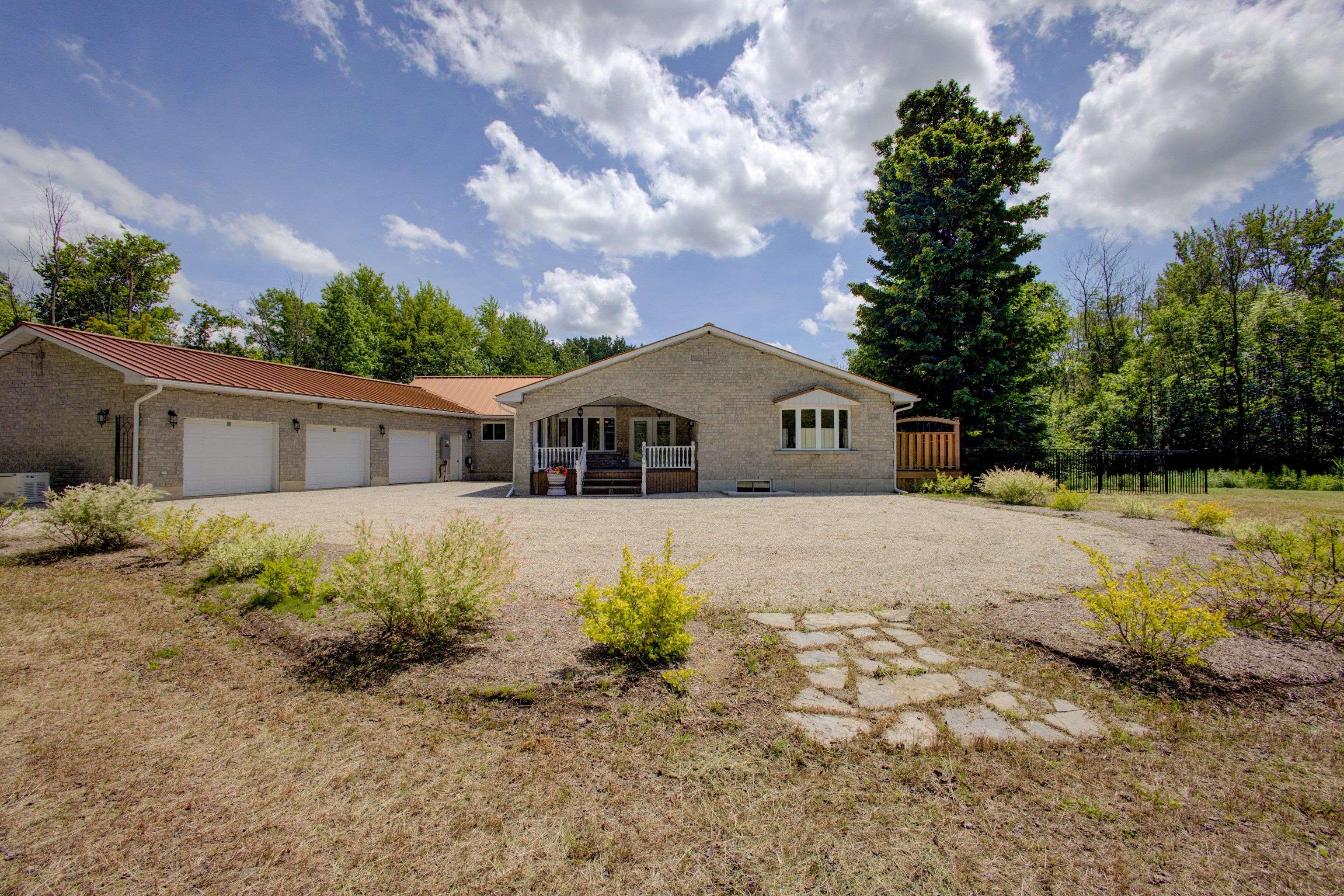 Southgate, ON N0G 1R0,263168 Wilder Lake RD