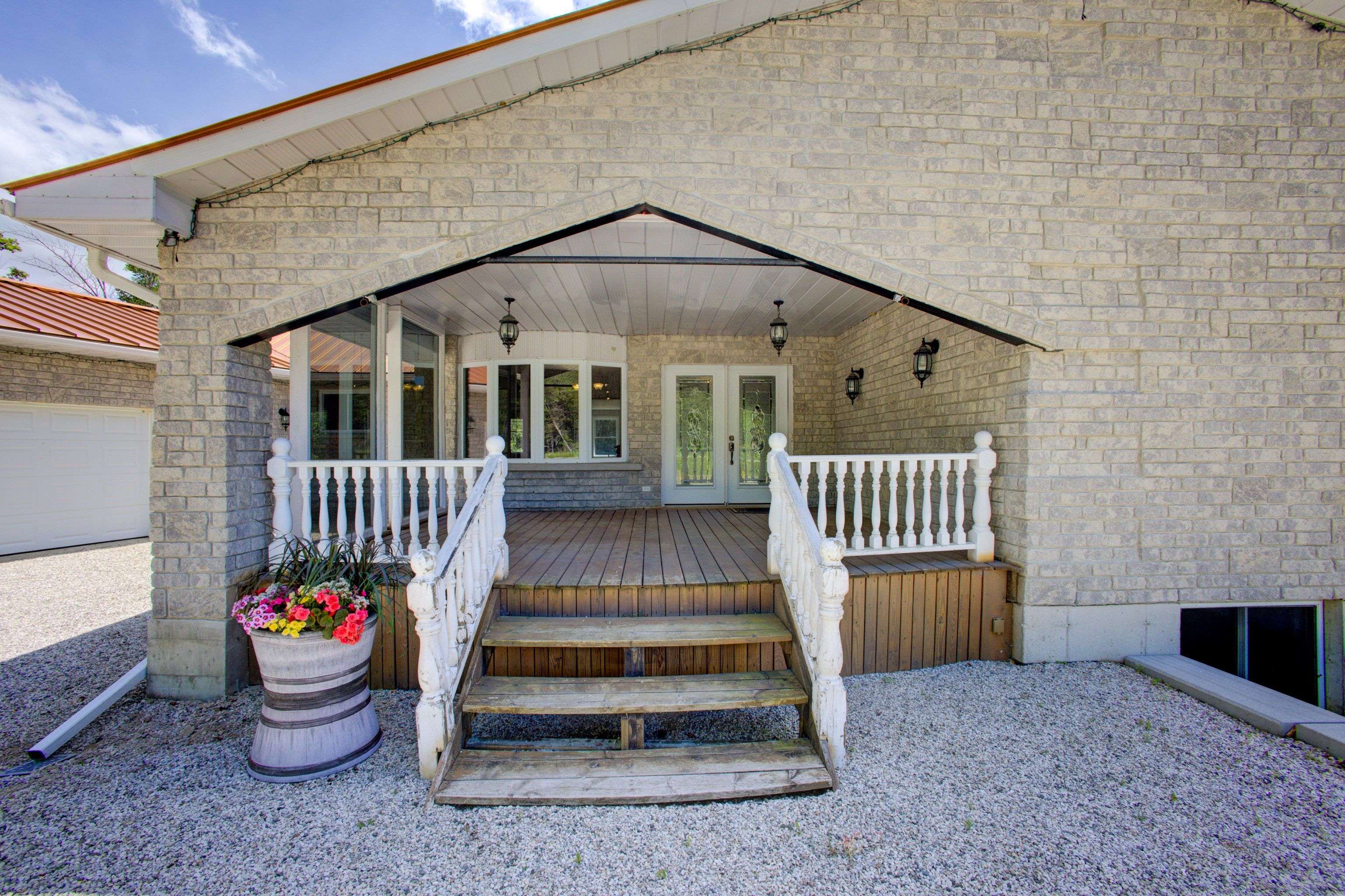 Southgate, ON N0G 1R0,263168 Wilder Lake RD