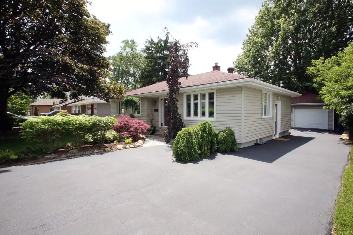 Whitby, ON L1N 2B6,208 Craydon RD