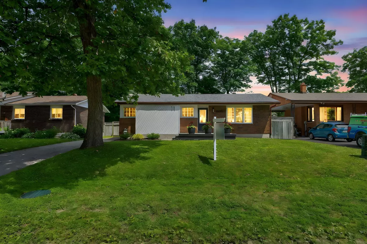 Penetanguishene, ON L9M 1H4,11 Payette DR