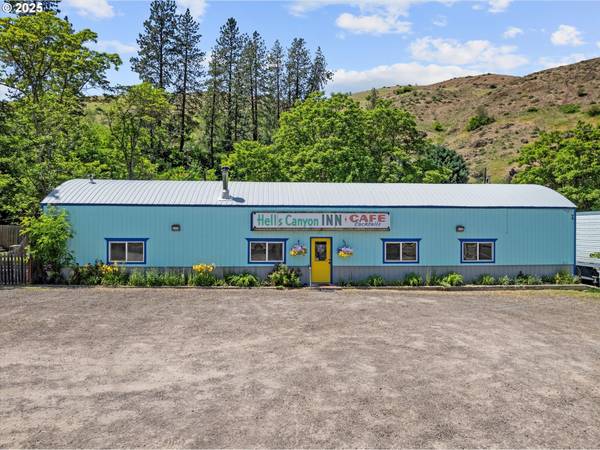 53943 HIGHWAY 86 HWY, Halfway, OR 97834