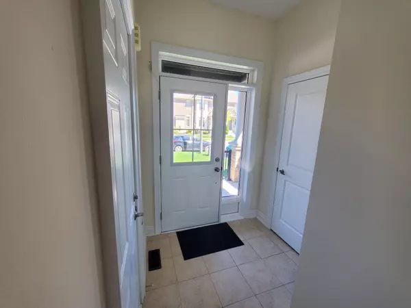 East Gwillimbury, ON L9N 0N8,124 Countryman RD