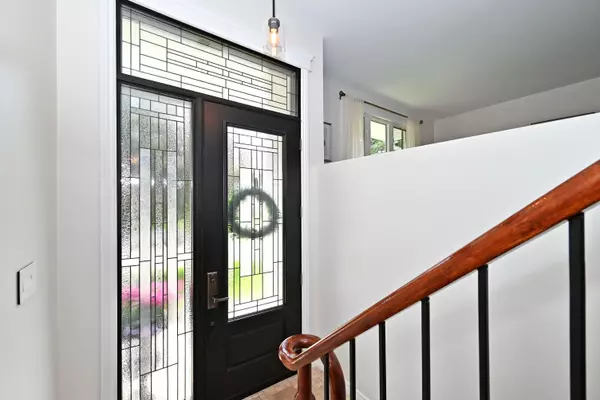 Newmarket, ON L3Y 5B9,350 Borden AVE