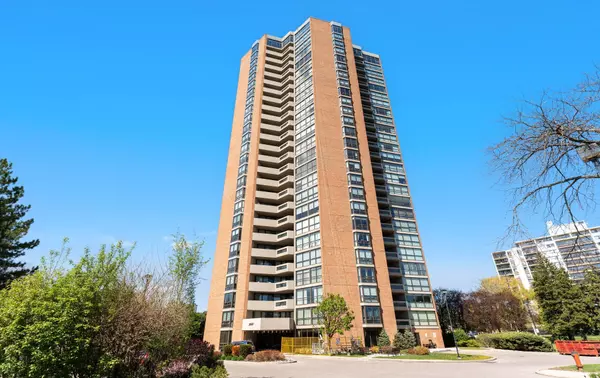 2010 Islington AVE #1102, Toronto W09, ON M9P 3S8