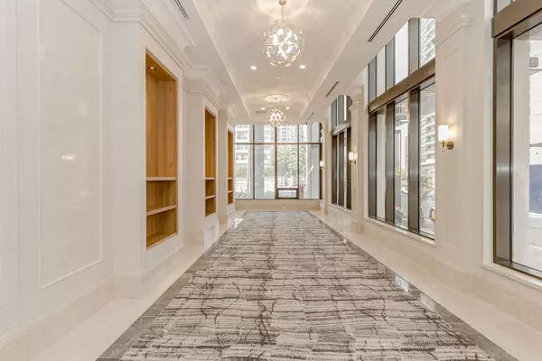 Mississauga, ON L5B 1L9,36 ELM DR #2504