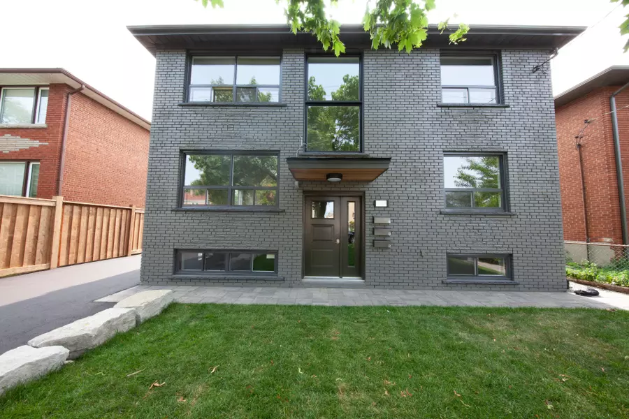 34 Robindale AVE #Basement, Toronto W06, ON M8W 4A9