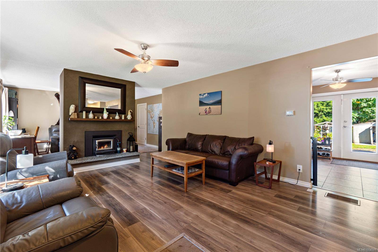 Nanaimo, BC V9T 2M8,5733 Amsterdam Cres