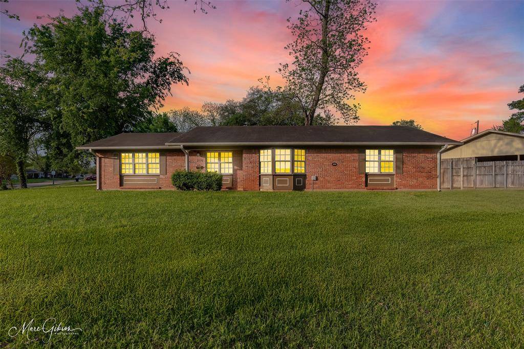 1920 Normand Avenue,  Bossier City,  LA 71112