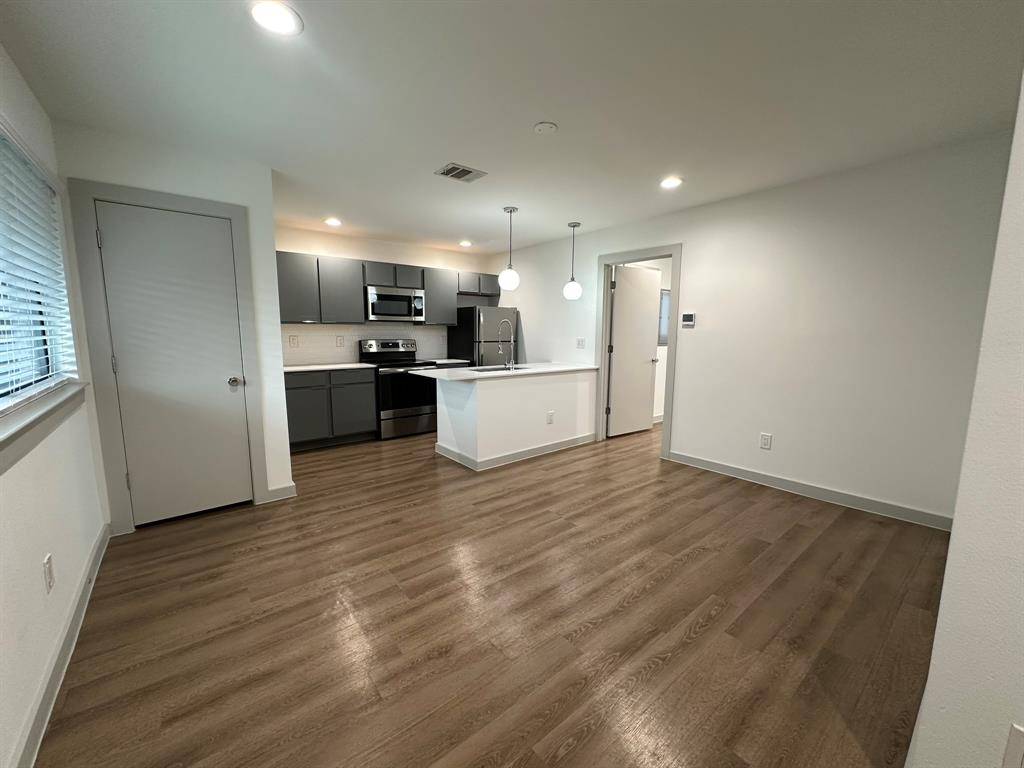 Dallas, TX 75204,4526 Munger Avenue #206