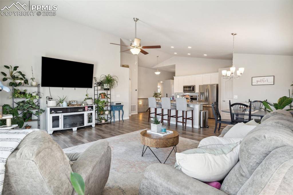Colorado Springs, CO 80925,10729 Horton DR