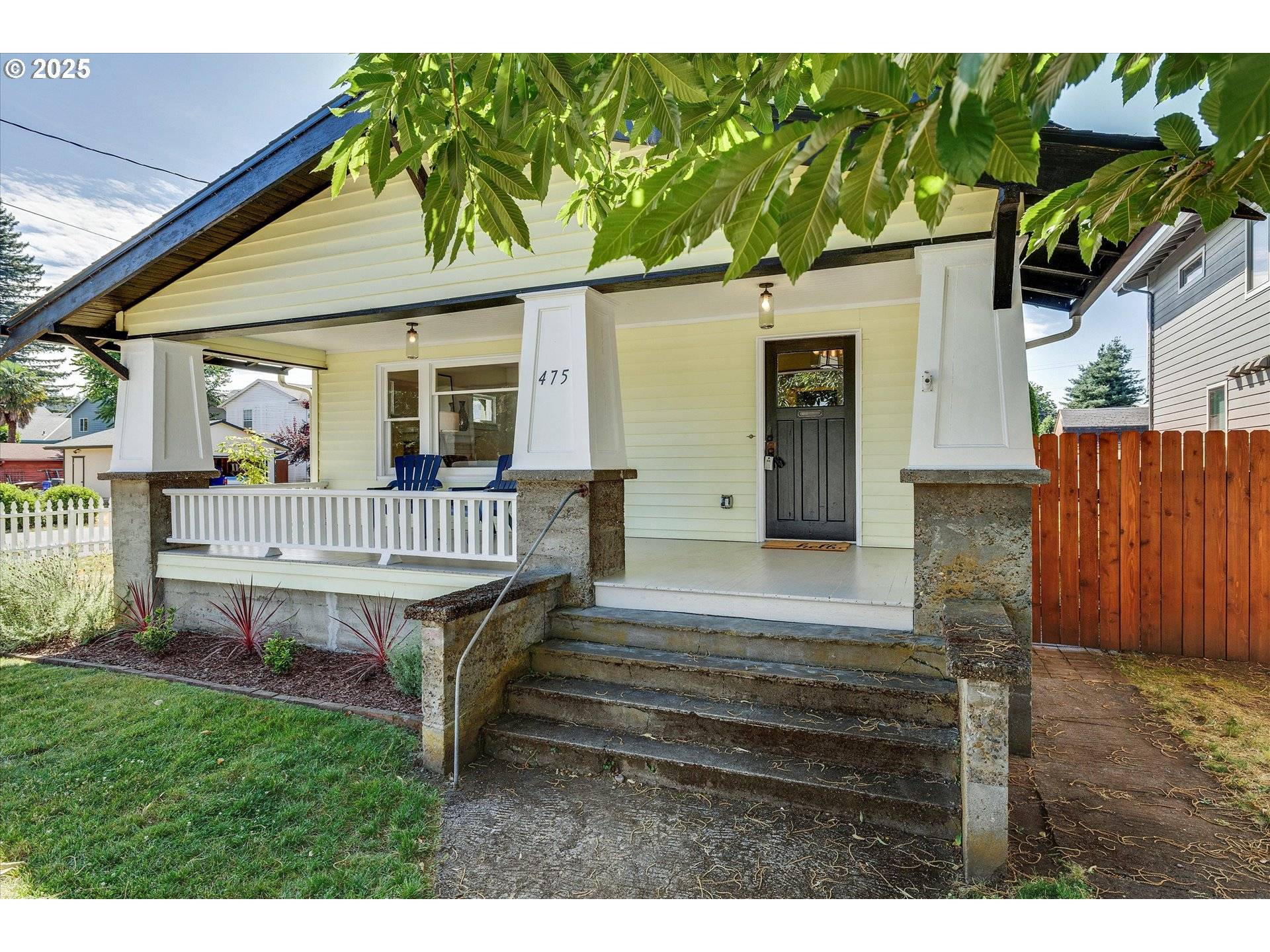 Gladstone, OR 97027,475 E ARLINGTON ST