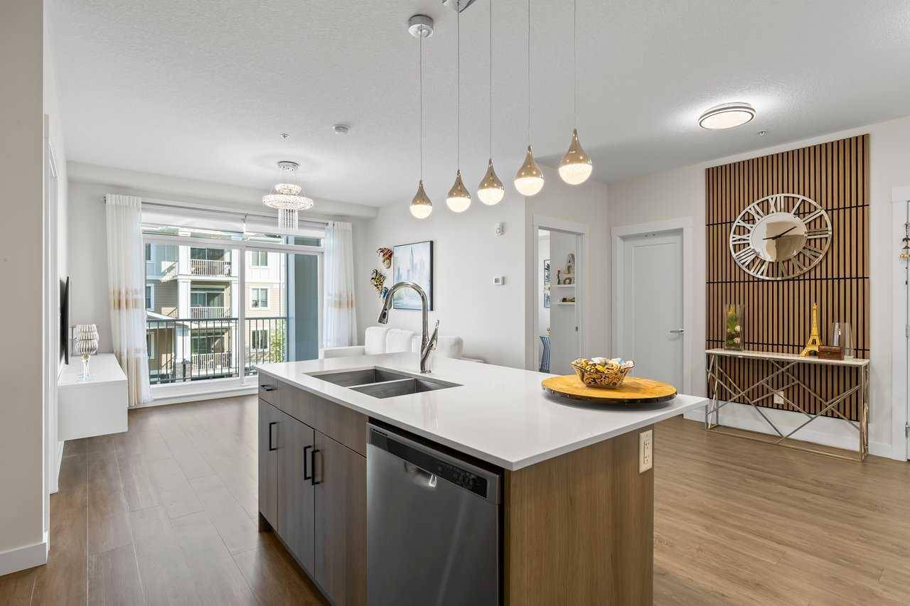 Calgary, AB T3M 2L7,522 Cranford DR Southeast #4305