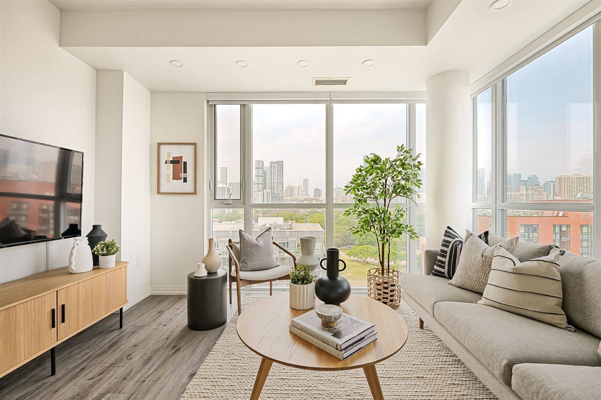 25 Cole ST #1201, Toronto C08, ON M5A 4M3