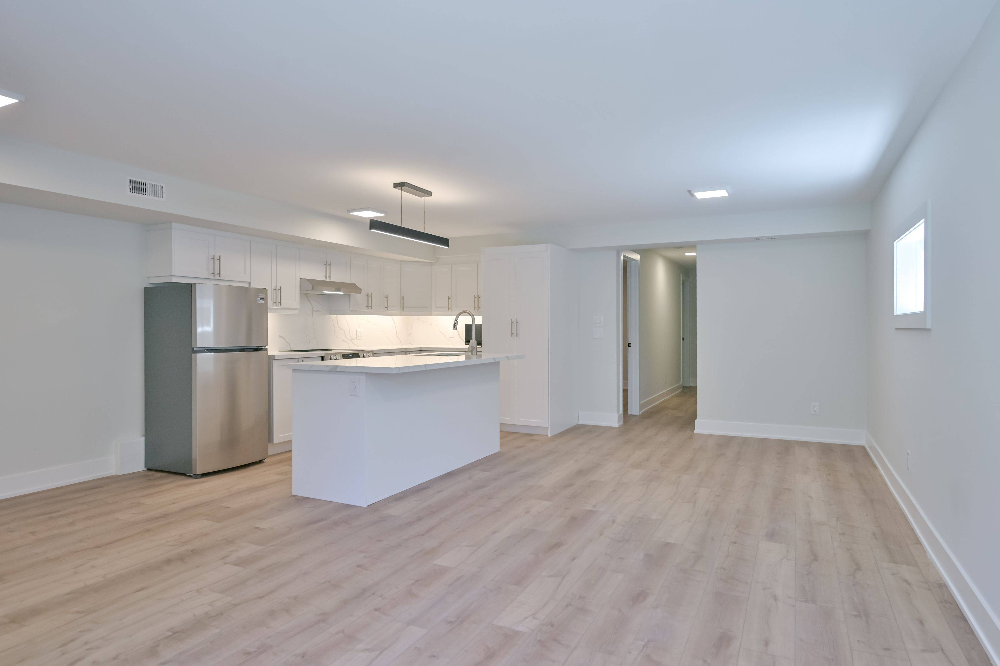 Toronto E02, ON M4E 2E9,2420 Gerrard ST E #1