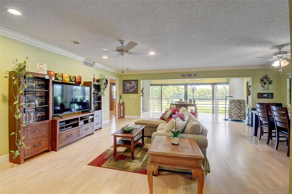 [StreetName, UnitNumber, StreetNumber, StreetDirPrefix], Boynton Beach, FL 33437