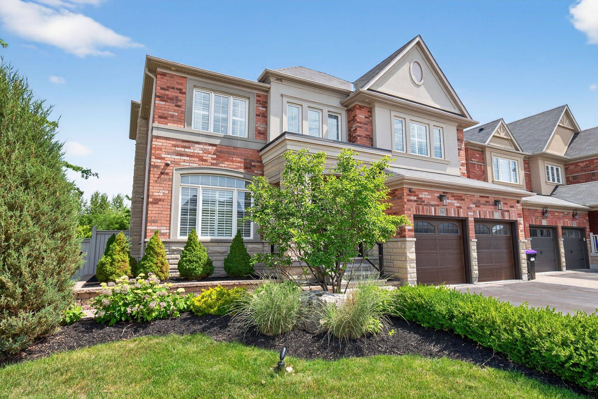 Bradford West Gwillimbury, ON L3Z 0H8,56 Cousteau DR