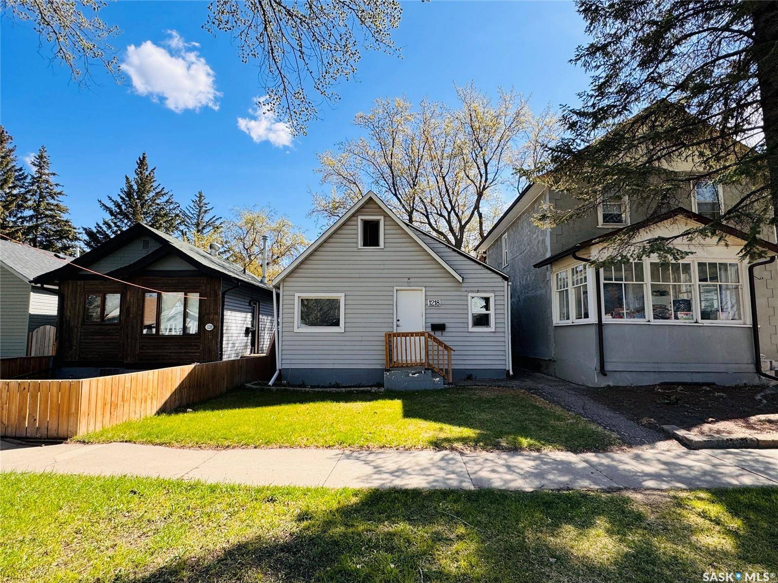 Saskatoon, SK S7L 1T4,1218 E AVENUE N