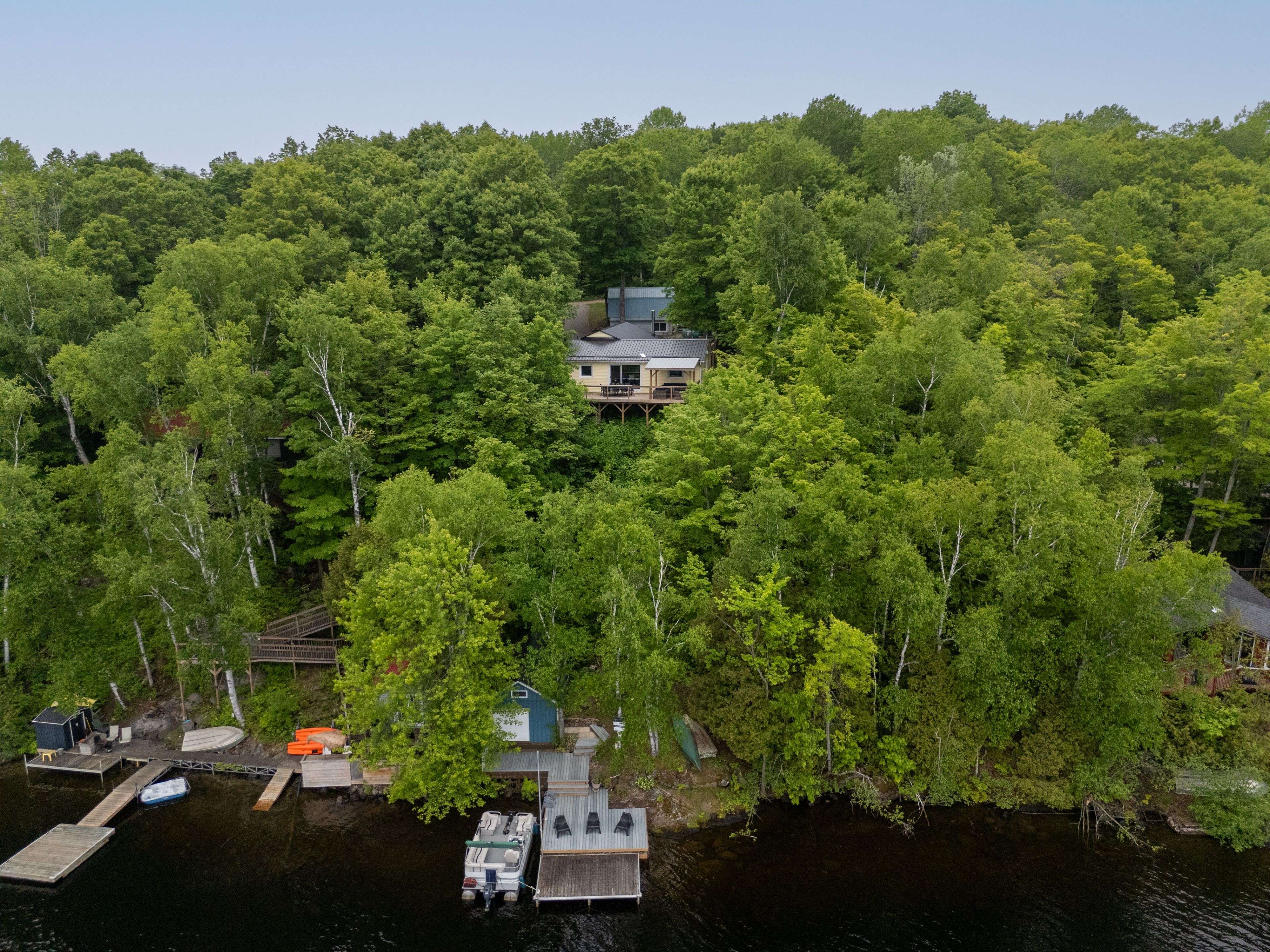398 Gilbert Bay LN, Wollaston, ON K0L 1P0