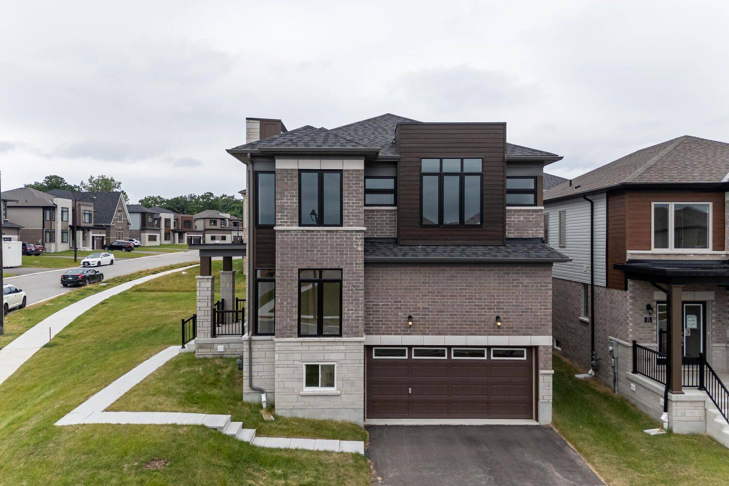 25 Heming ST, Brant, ON N3L 0M6
