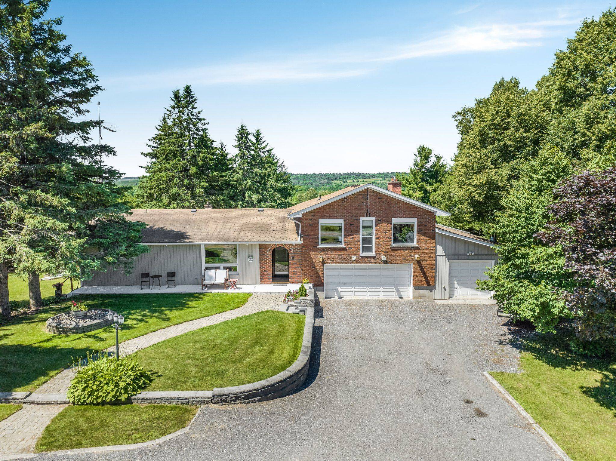201 Ski Hill RD, Kawartha Lakes, ON L0A 1A0