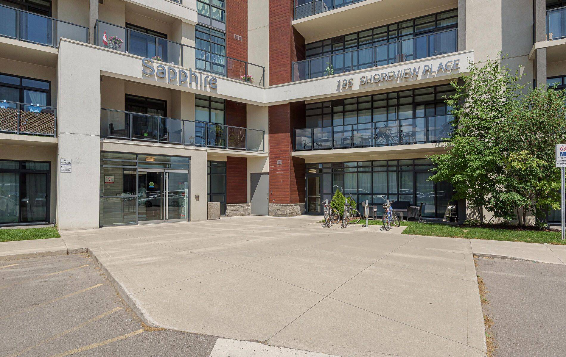 Hamilton, ON L8E 0K3,125 Shoreview PL #301