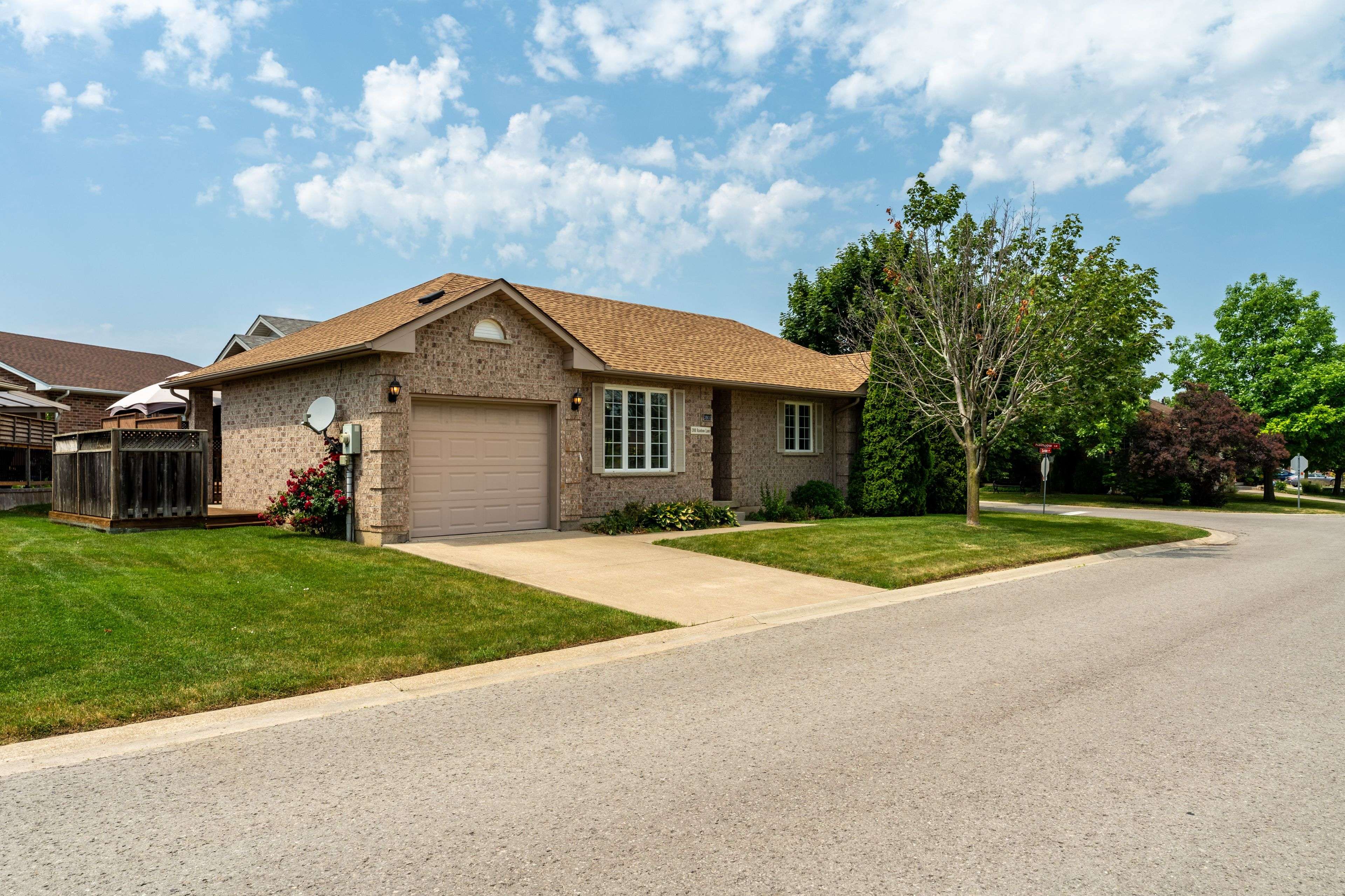 3900 Rainbow LN, Lincoln, ON L0R 2C0
