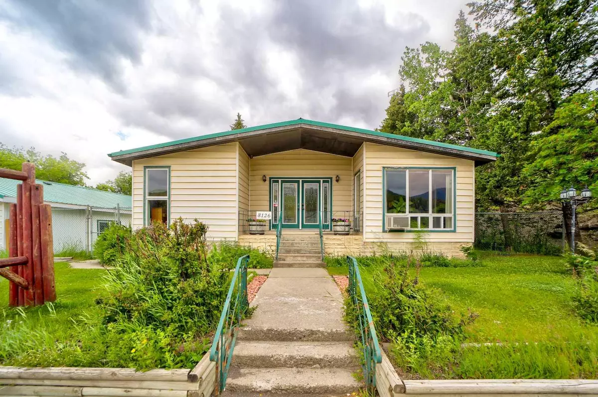 Coleman, AB T0K0M0,8126 20 AVE