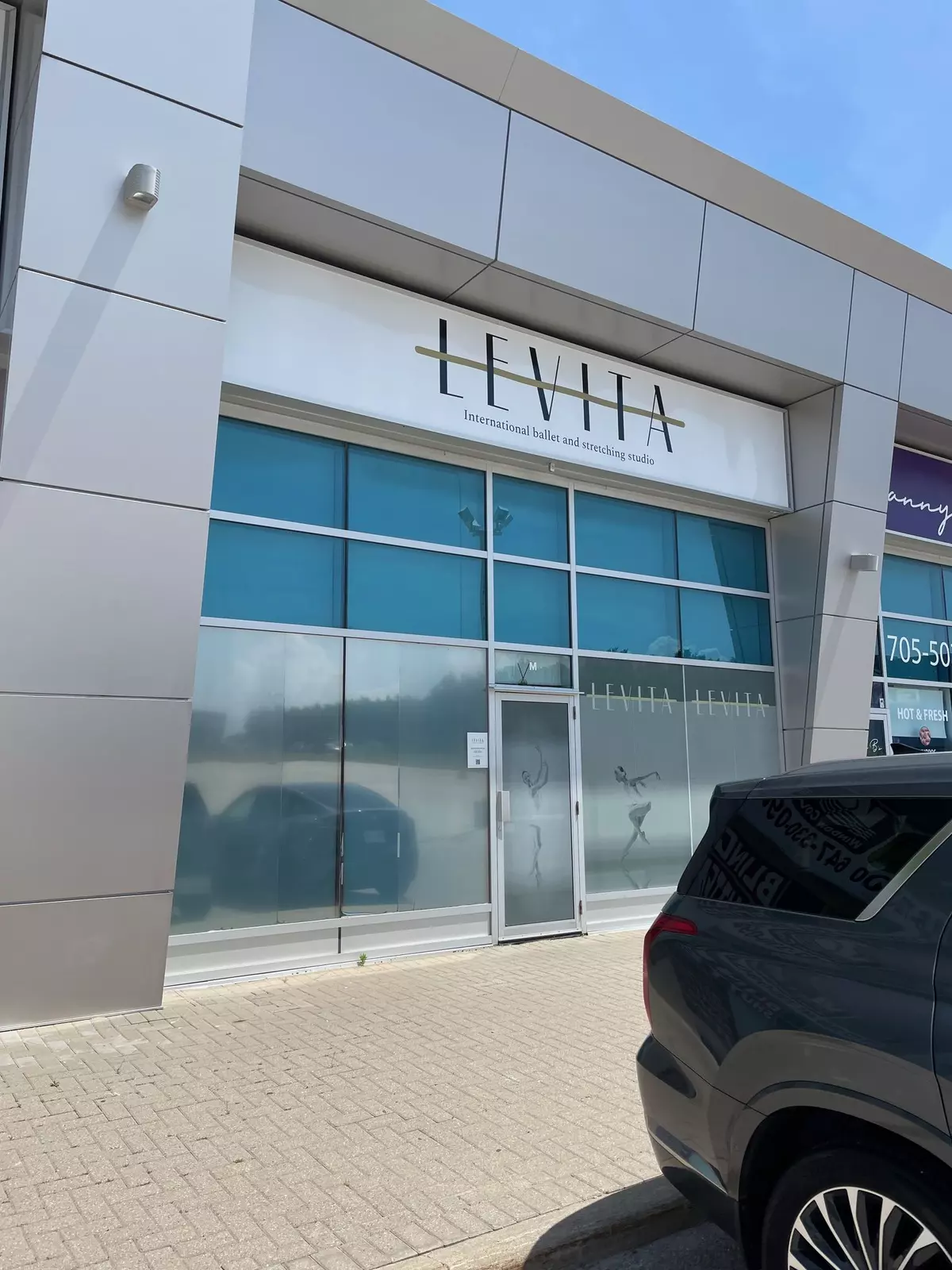 Barrie, ON L4N 8W8,62 COMMERCE PARK DR #M