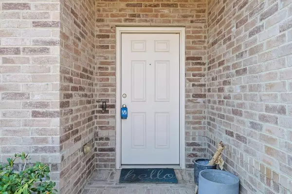 Fort Worth, TX 76131,2404 Barzona Drive