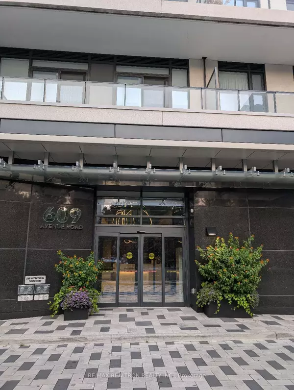 609 Avenue RD #1105, Toronto C02, ON M5R 3R9